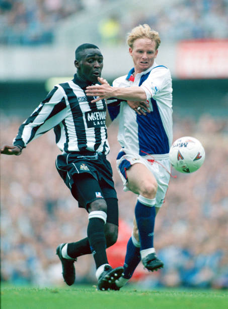 员拉开了空 员拉开了空